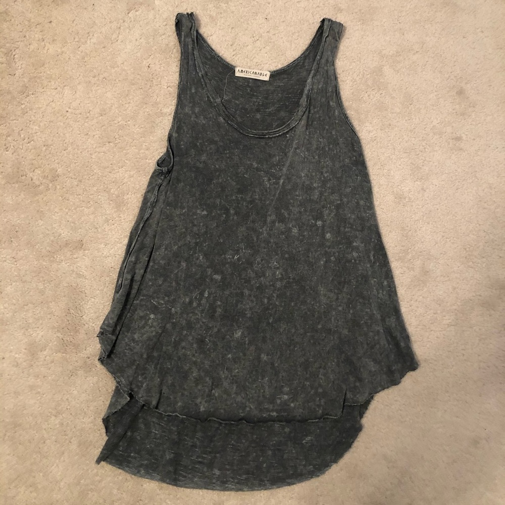 Gray top